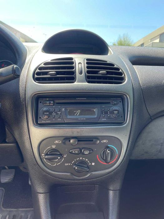 Vende-se Peugeot 206 XS 1.4