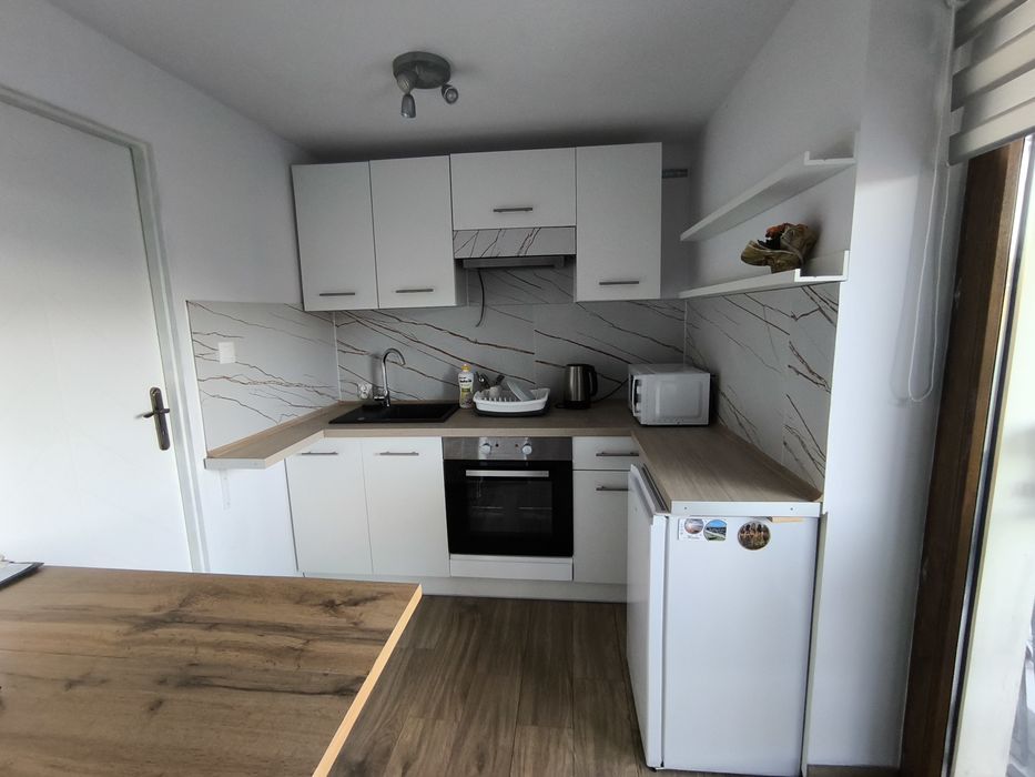 Przytulna Kawalerka blisko psiego Pola