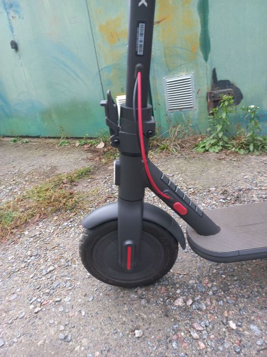 Продам Електросамокат  Xiaomi 4
