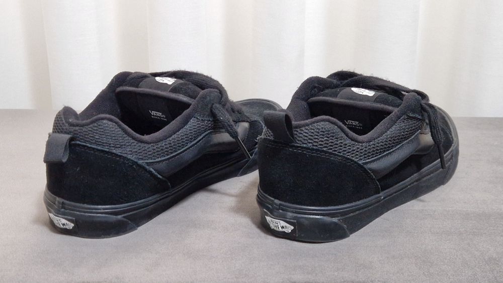 Sapatilhas Vans Knu Skool all black tamanho 42
