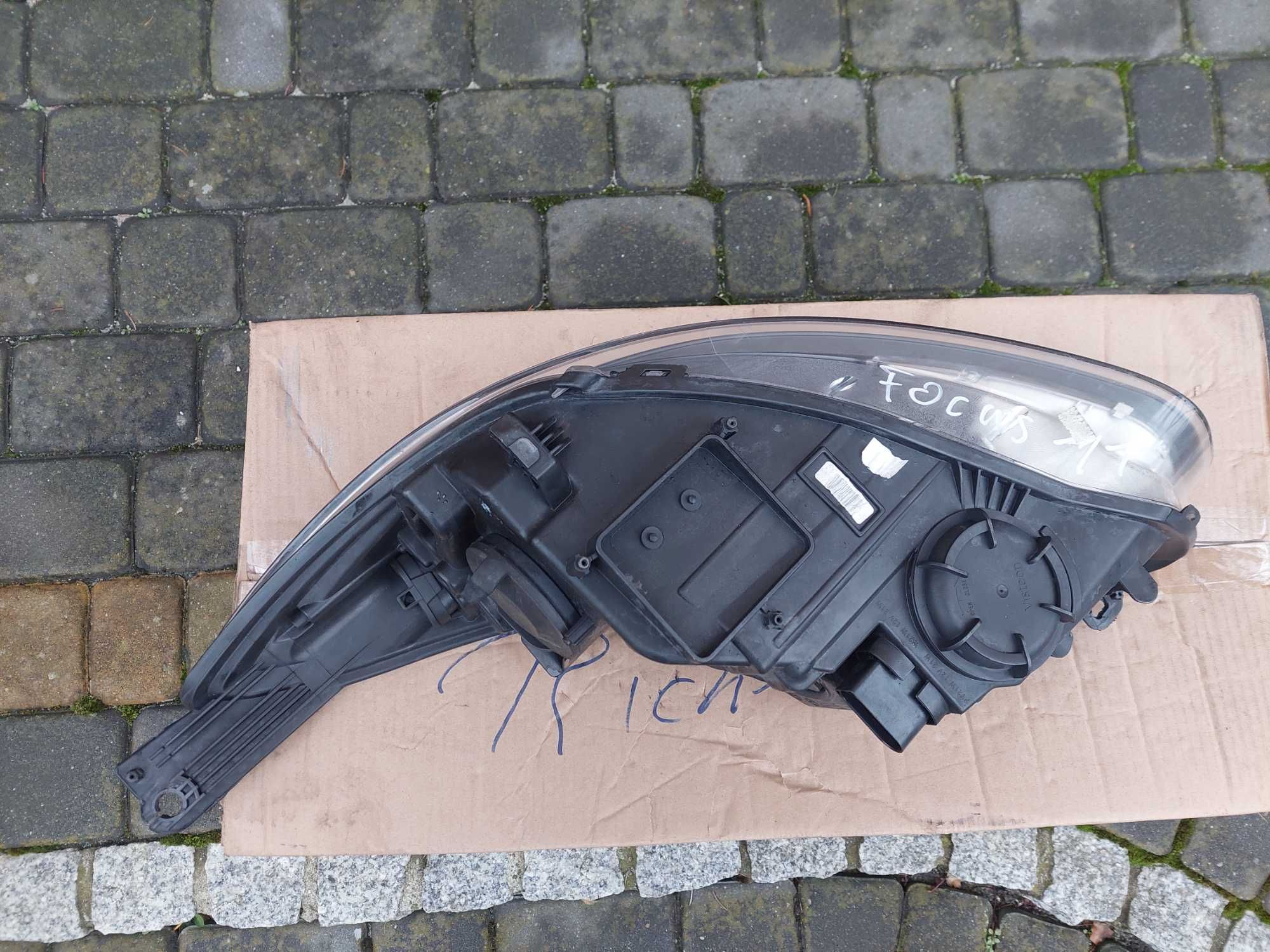 Lampa Przednia Prawa FORD FOCUS MK3 2010- Oryginał Europa