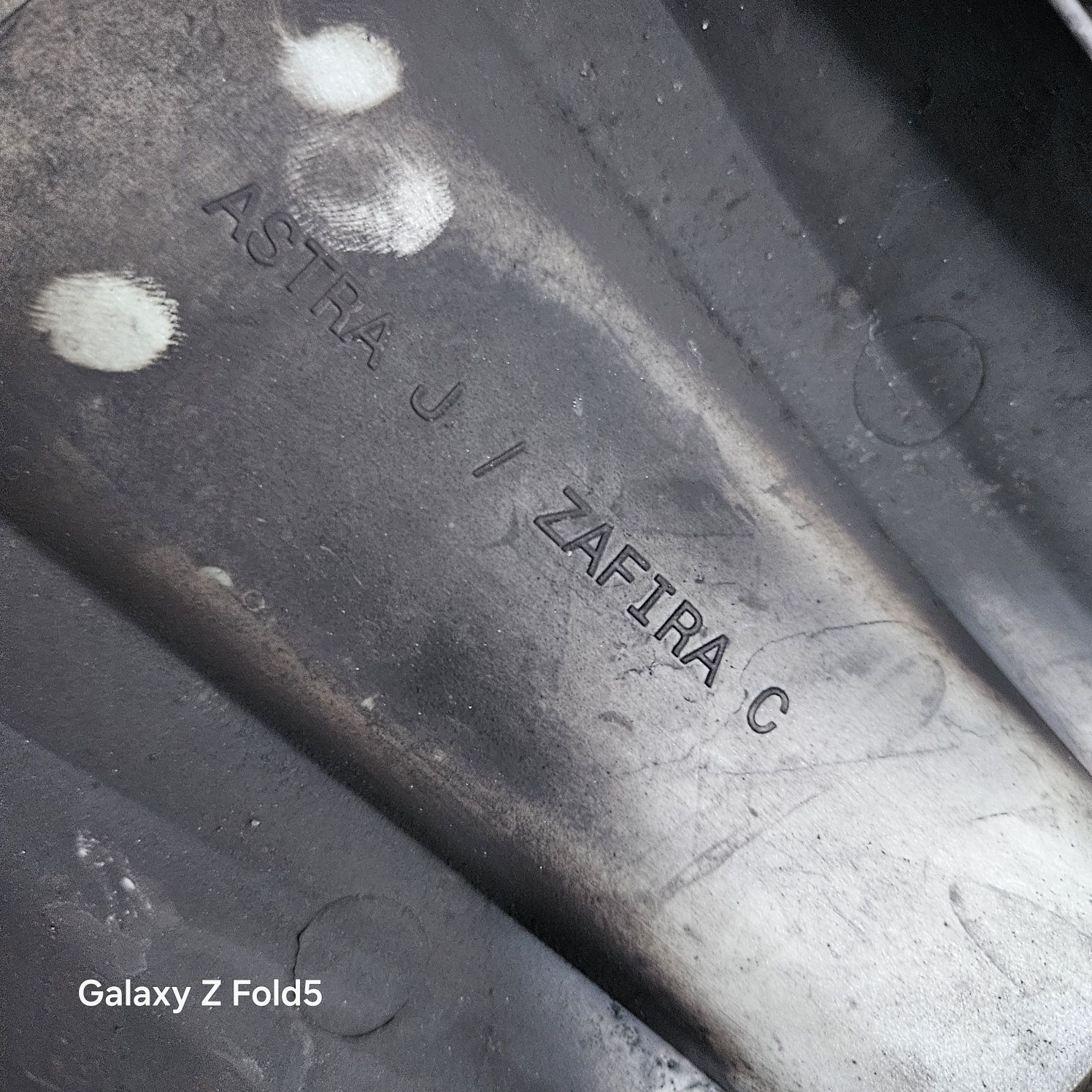 Kołpaki strukturalne 17 Opel Astra J Zafira C 5x115