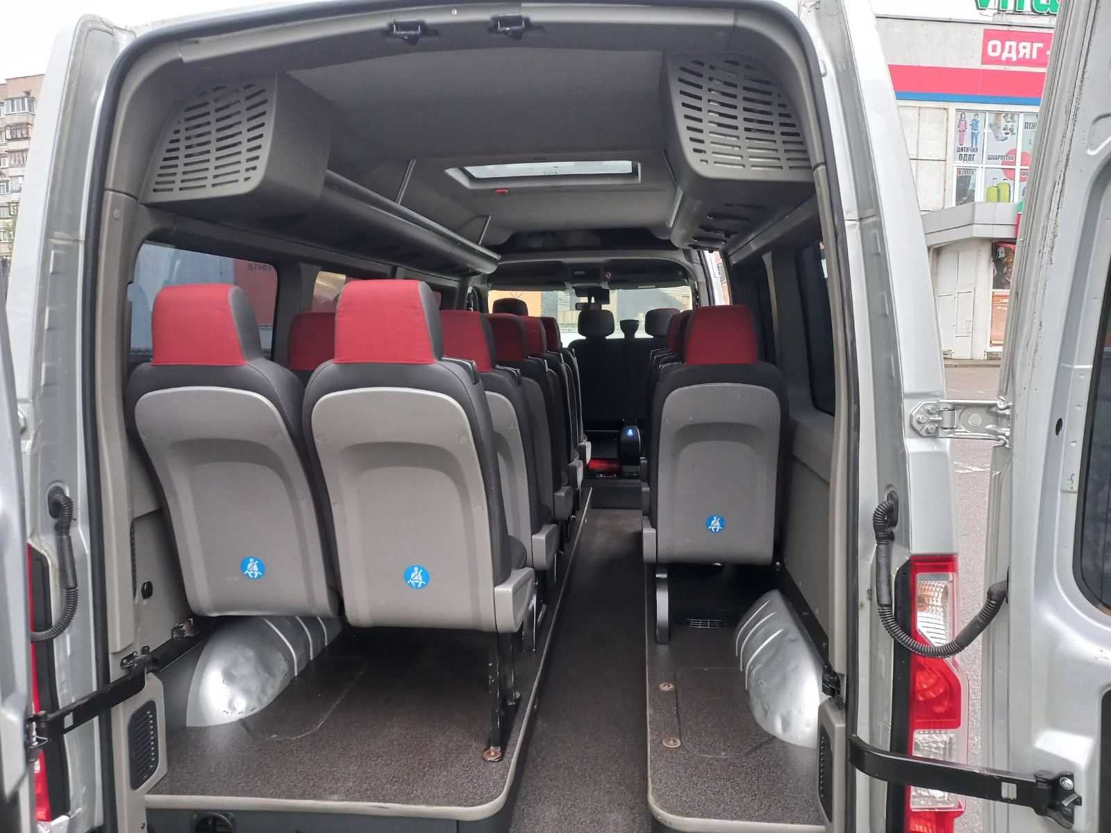 Продам оригінальний пасажирський автобус Renault Master Pas