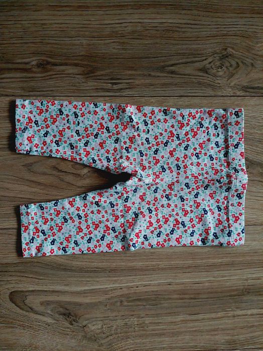 Leginsy w kwiatki r. 68 74 TU