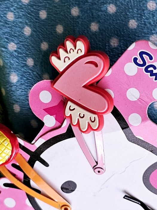 Hello Kitty wsuwki spinki zapinki do włosów swieta  prezent