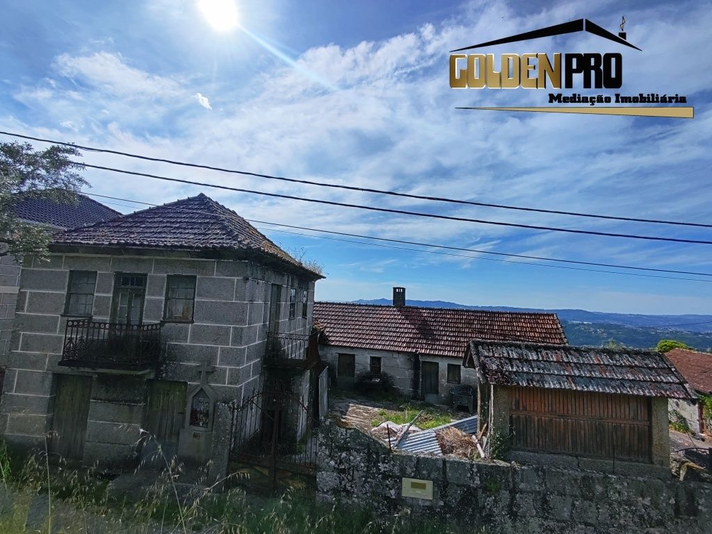 Casa para restauro em Amarante