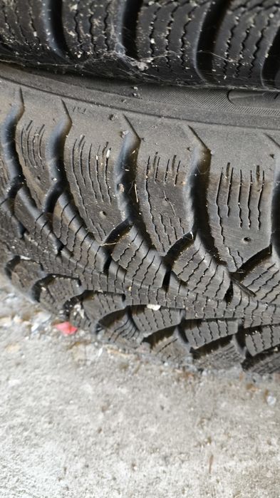 Opony zimowe Dębica Frigo 2 R15/195/65 Super stan 2 sztuki