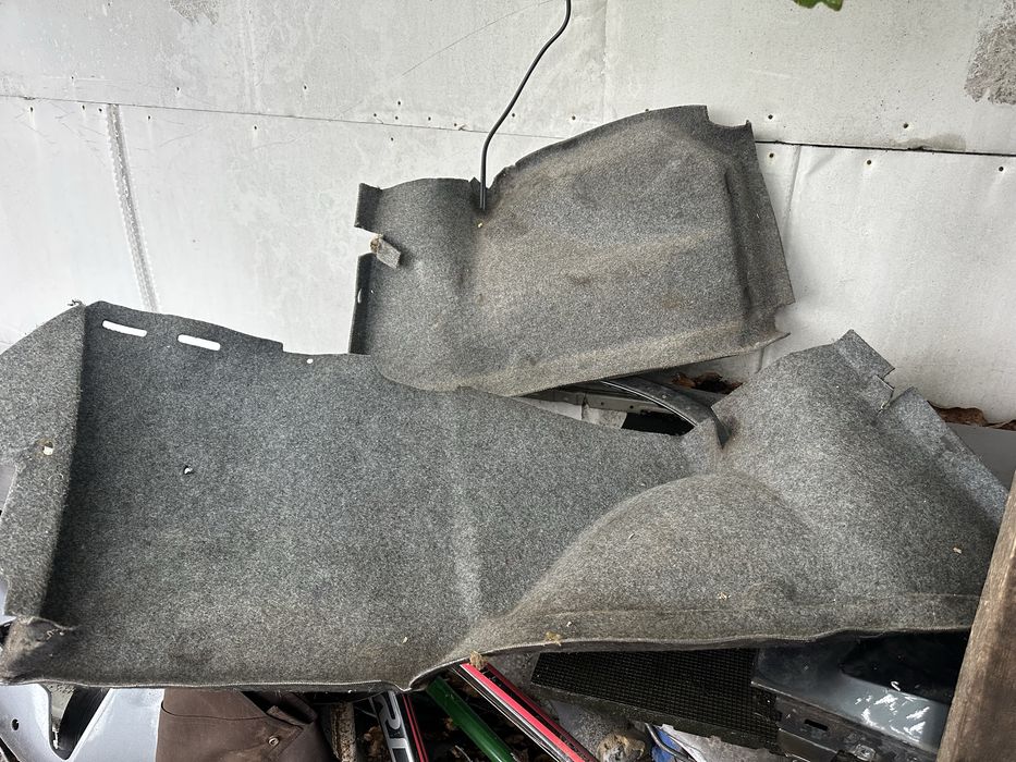 Обшивка багажника bmw e34