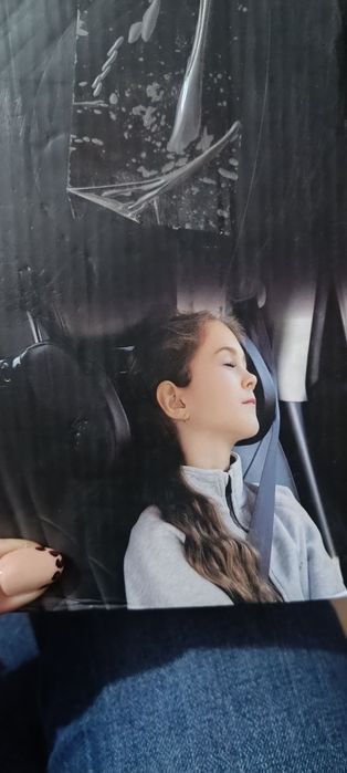 Zagłówek do samochodu