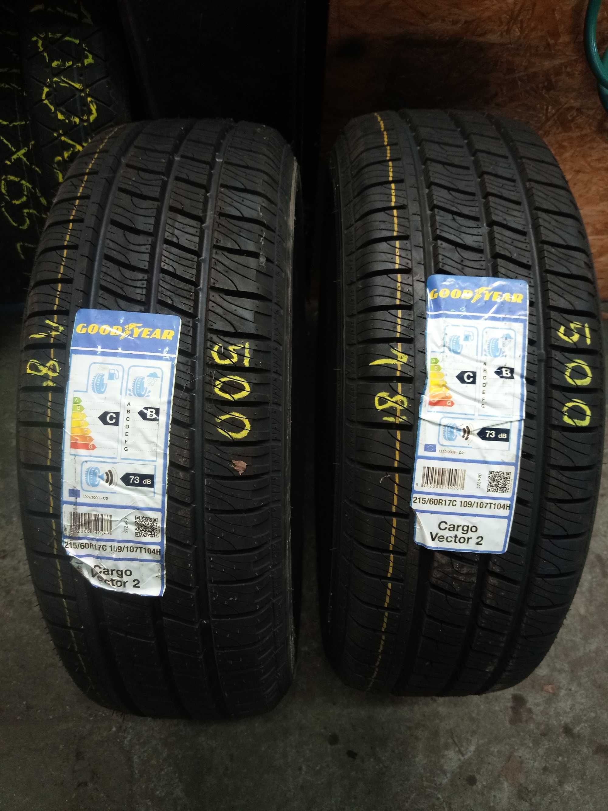 Opony zimowe 215/60 r 17c good year cargo vector ?