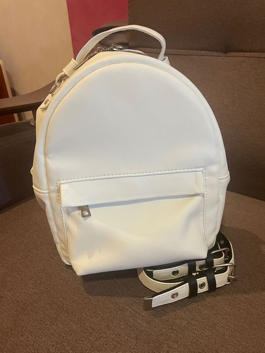 Белый рюкзак kuraga