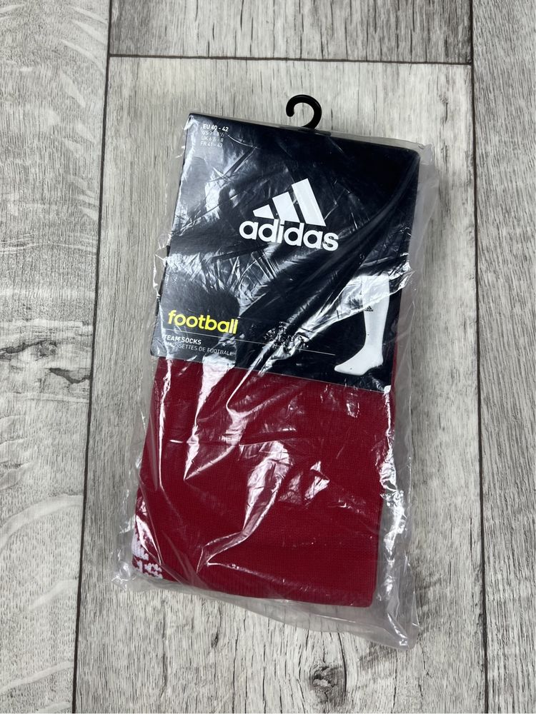 Adidas гетры футбольные 40-42 размер новые красные оригинал