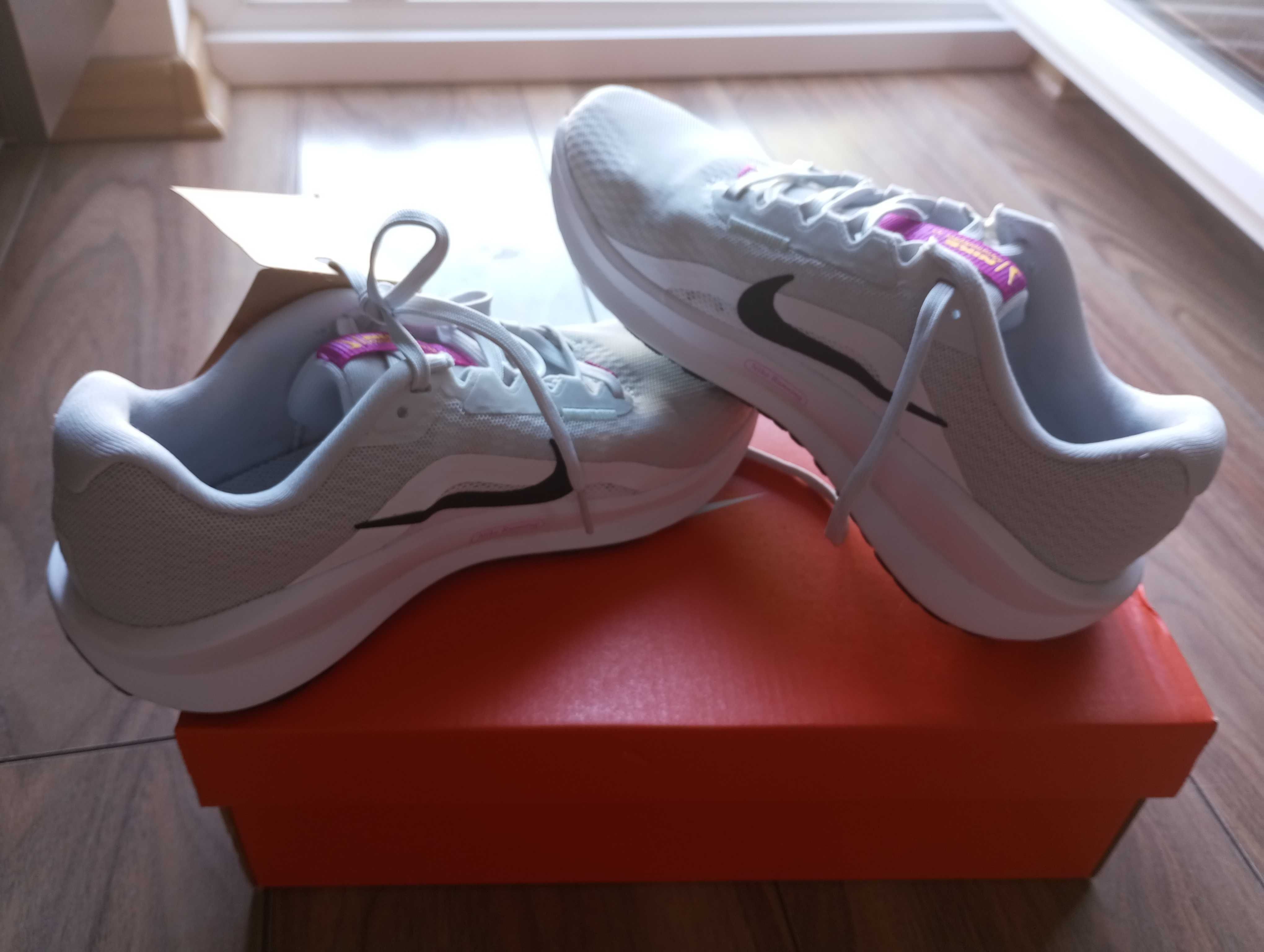 Nowe buty Nike Downshifter 13, 38.5