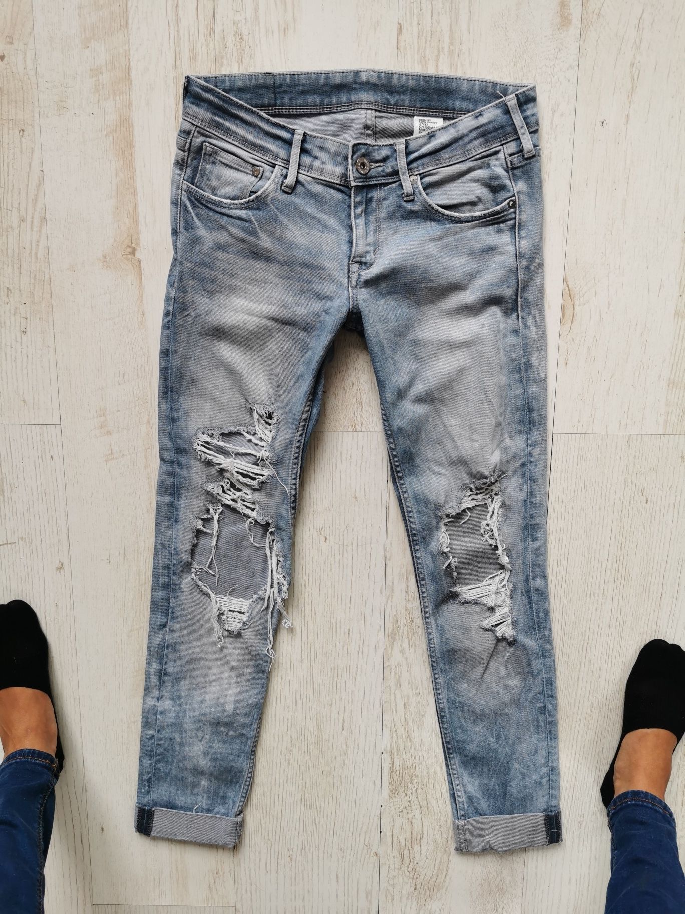 Spodnie jeansowe H&M z dziurami Skinny Low Waist 27/32