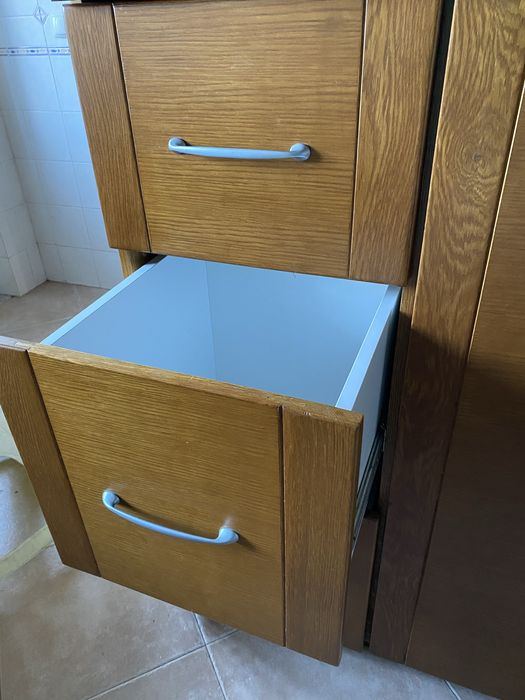 Armário despensa de cozinha