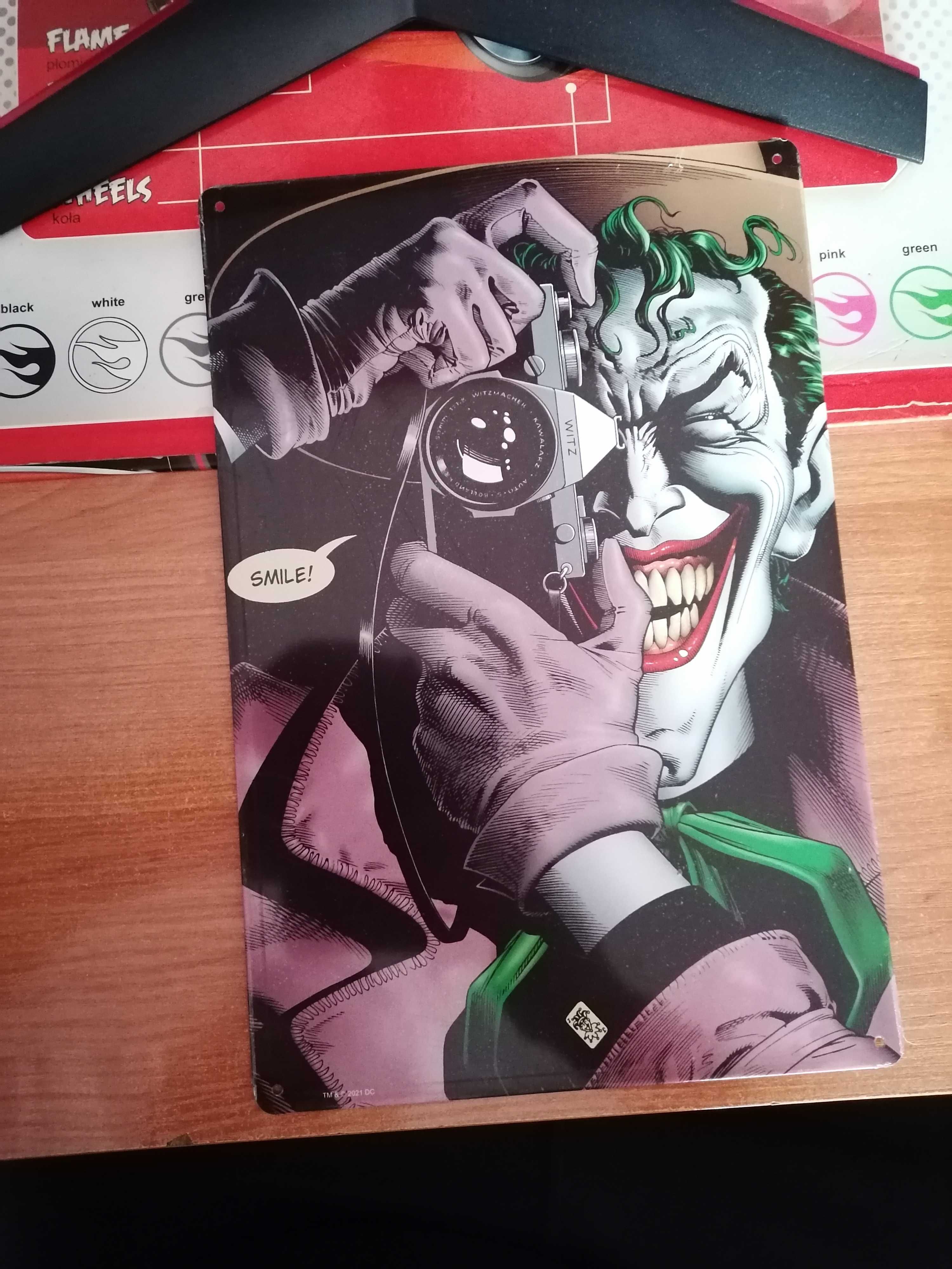 Metalowa okładka Joker