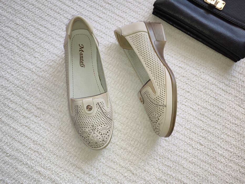 Жіночі туфлі, мокасини, балетки шкіряні, розмір 38.