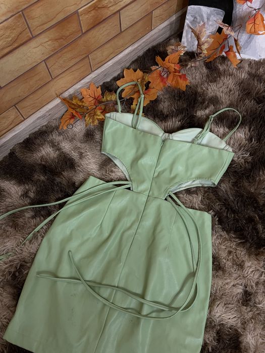 Сукня зі шкірозамінника Boohoo