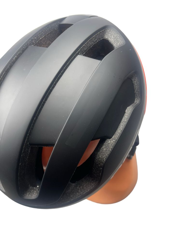 Kask rowerowy POC omne beacon MIPS rozmiar M LAMPKA black FV / 061-027