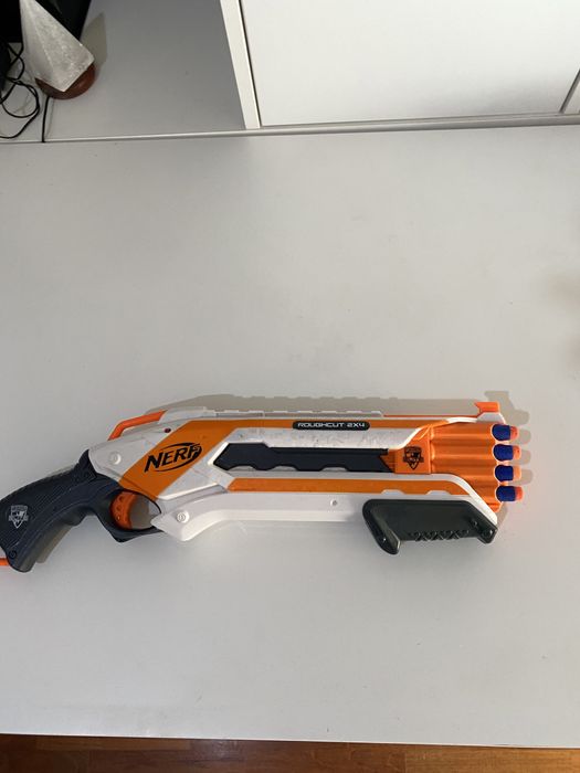 Nerf shotgun 8 balas
