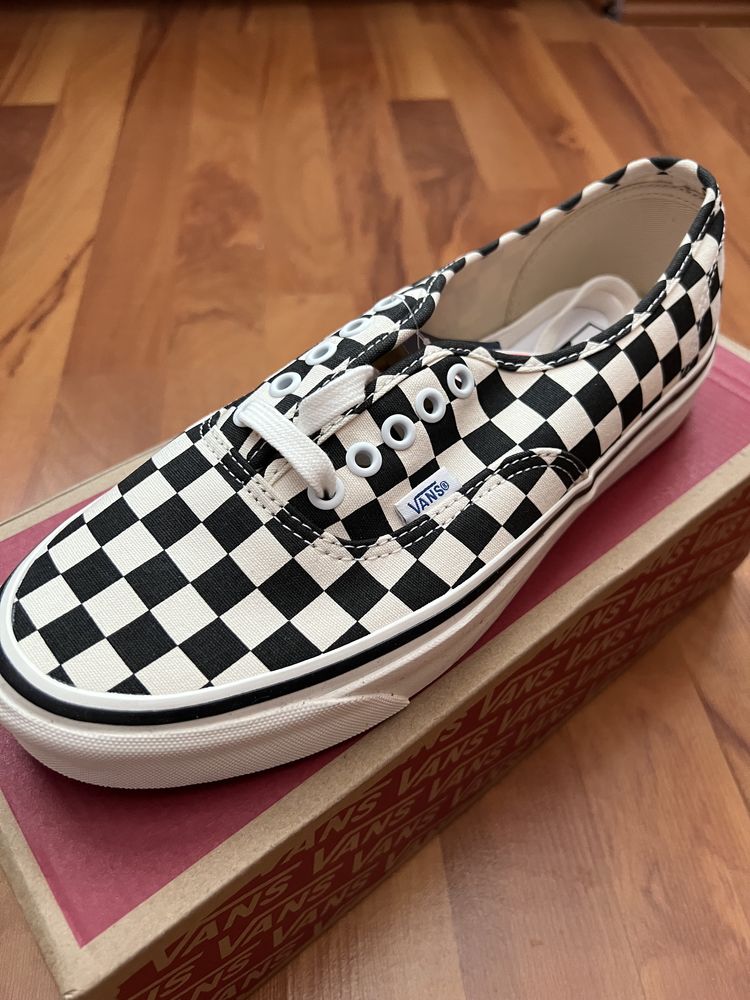Кеды Vans VN0A38ENOAK1