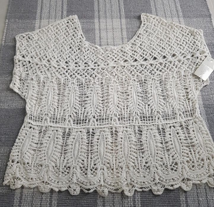 Camisola renda nova