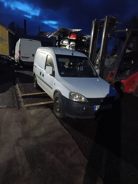 Opel Combo мотор 1.3-1.7 cdti КПП, двері, крила, рульова рейка , замки