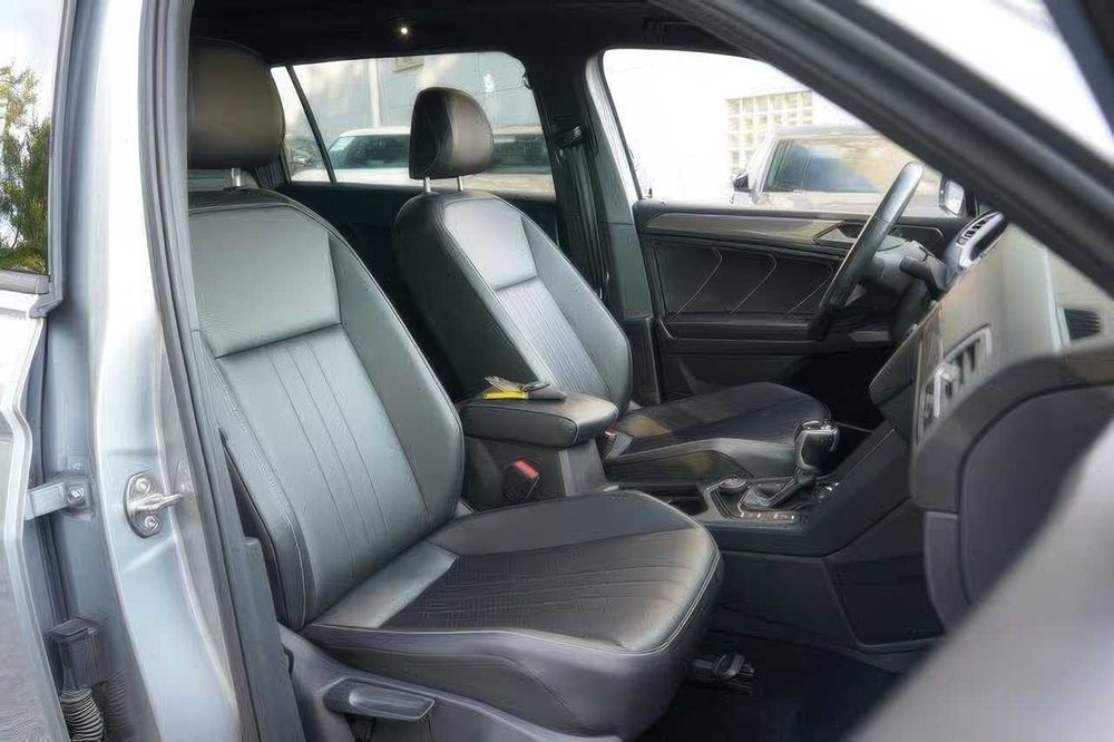 Volkswagen Tiguan SE R-Line Black 4Motion      2022