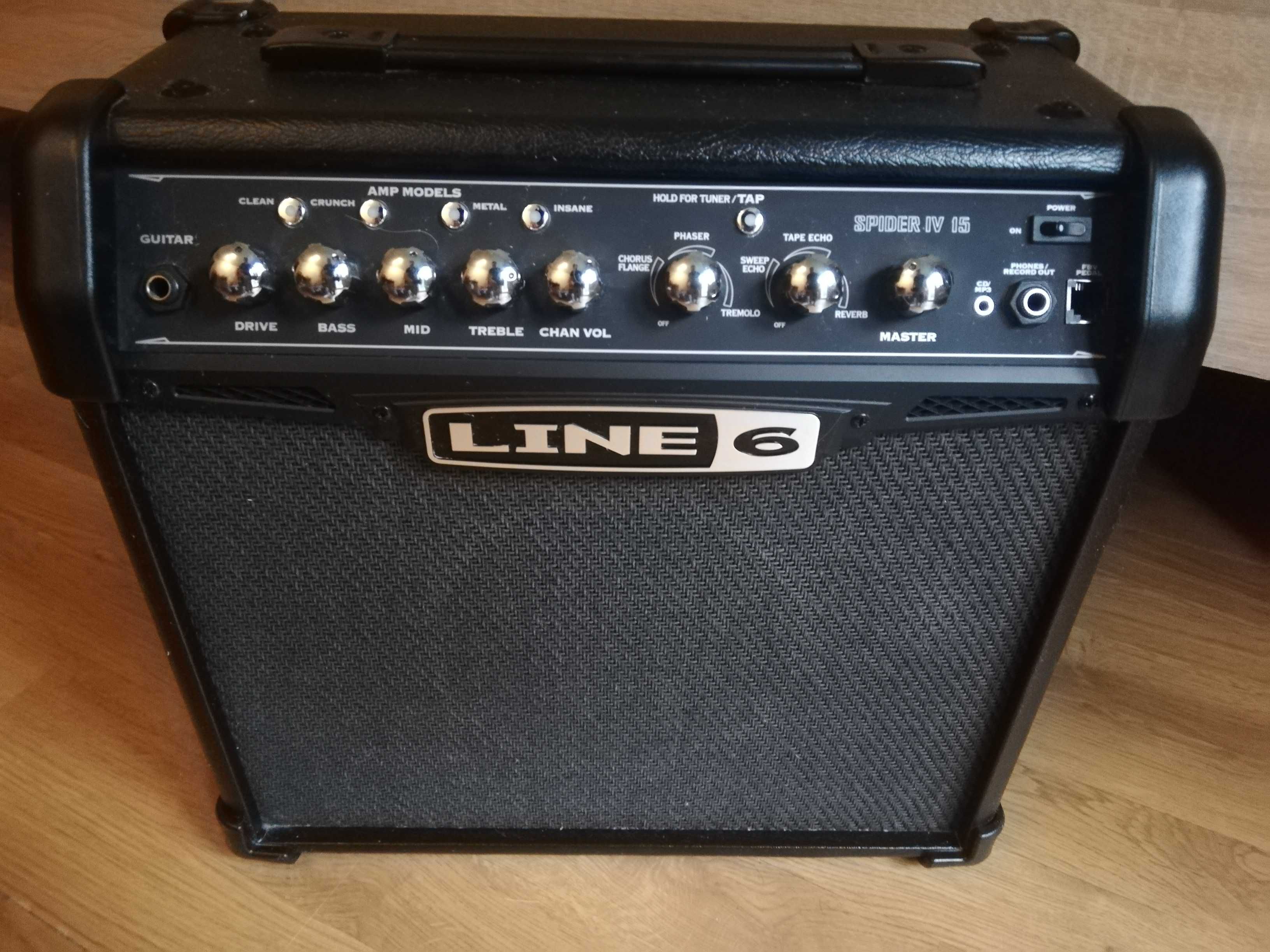 Wzmacniacz gitarowy, LINE 6 Spider IV 15, stan jak nowy! Okazja!