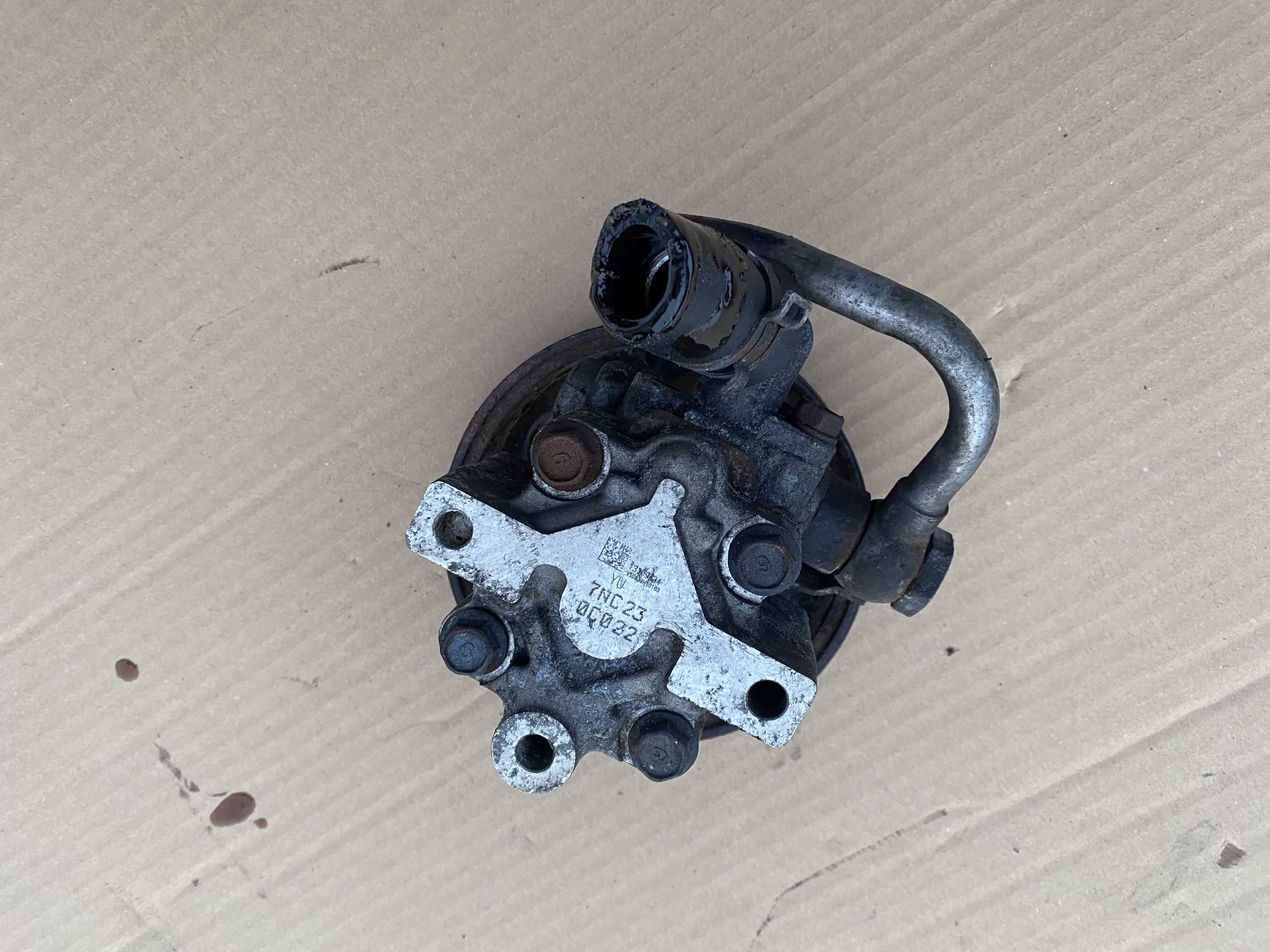 Pompa wspomagania Insignia 2.0 t  Turbo  133_09334