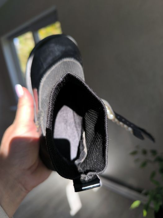 Черевики,ботінки осінь розмір 29/30,стелька 19 см.