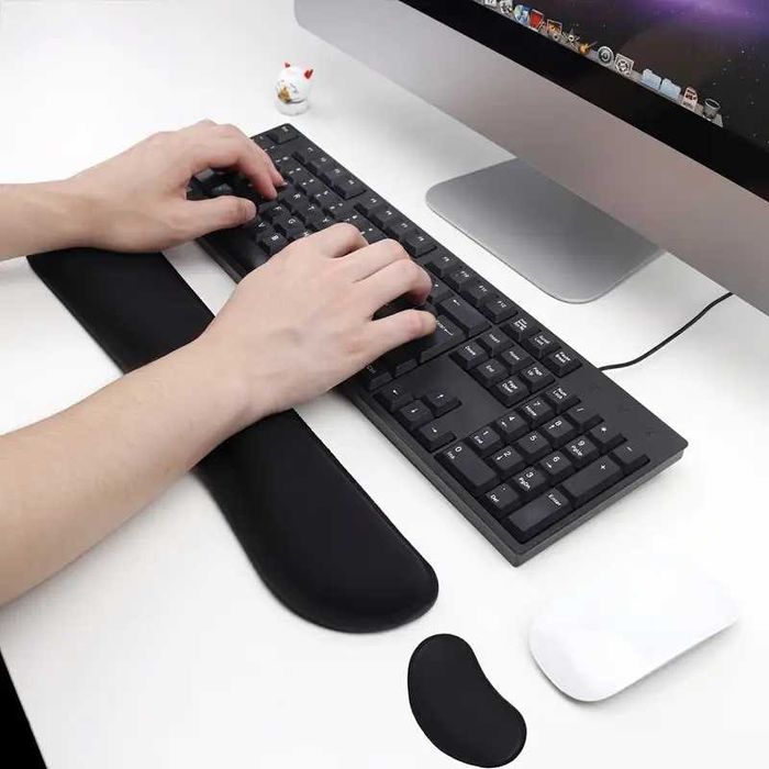 Almofadas para os pulsos teclado e rato novas