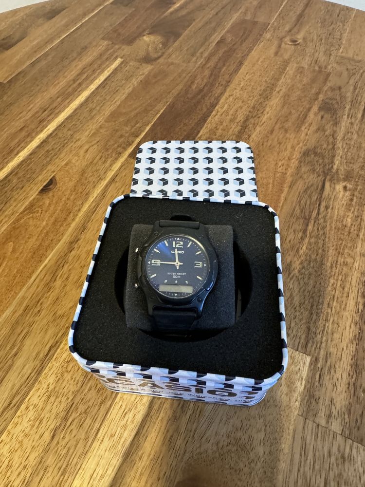 Zegarek Casio AW-49H/HE stan idealny
