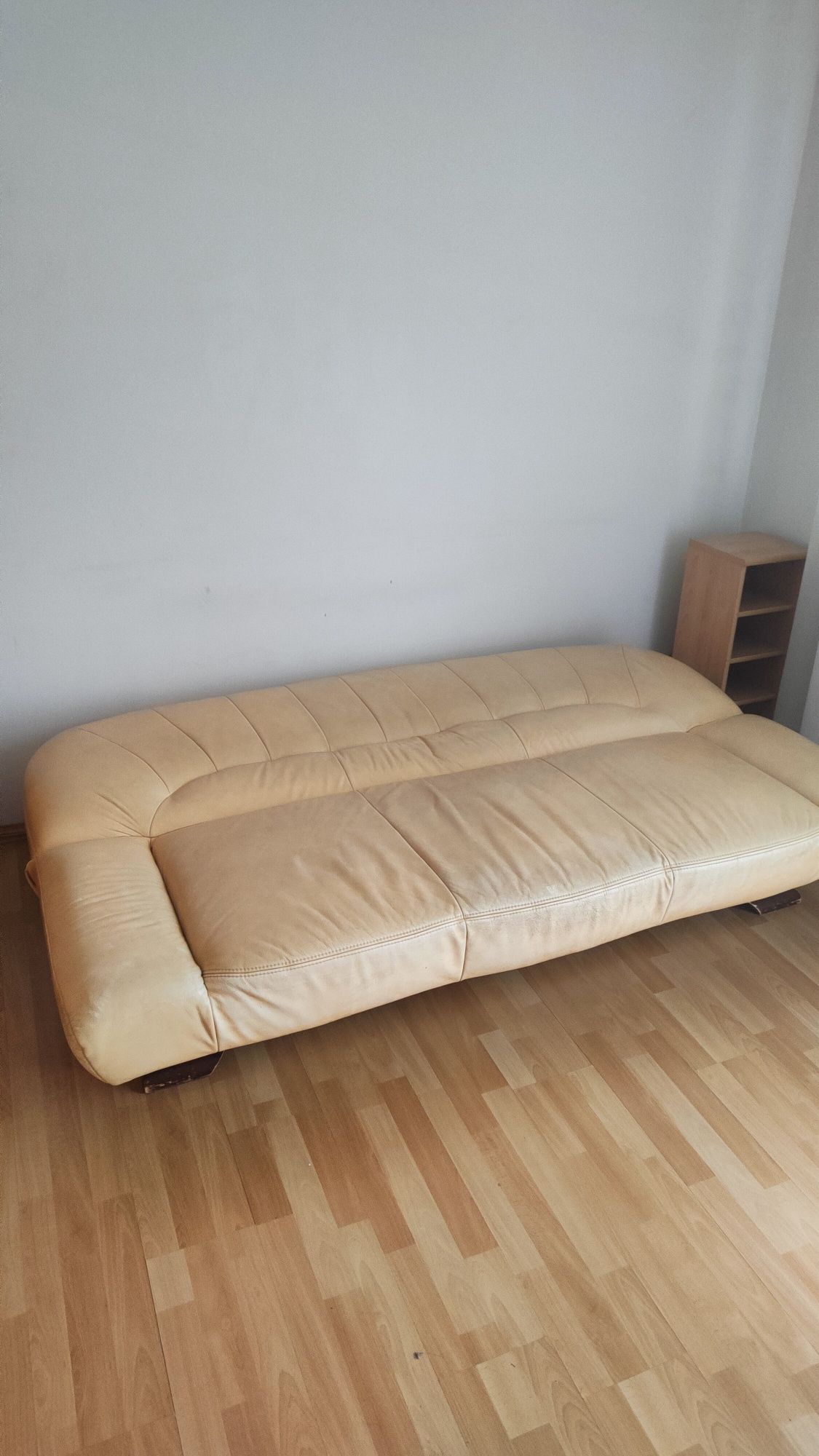 Kanapa wersalka skórzana
