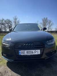 Продаю власний автомобіль AUDI A4