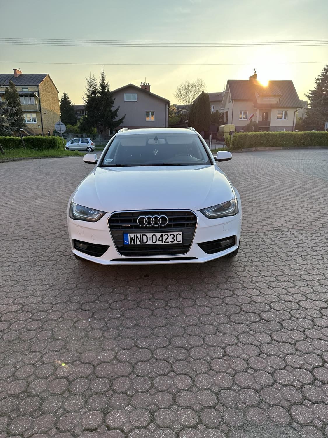 Audi a4b8 2.0 TDI 177km