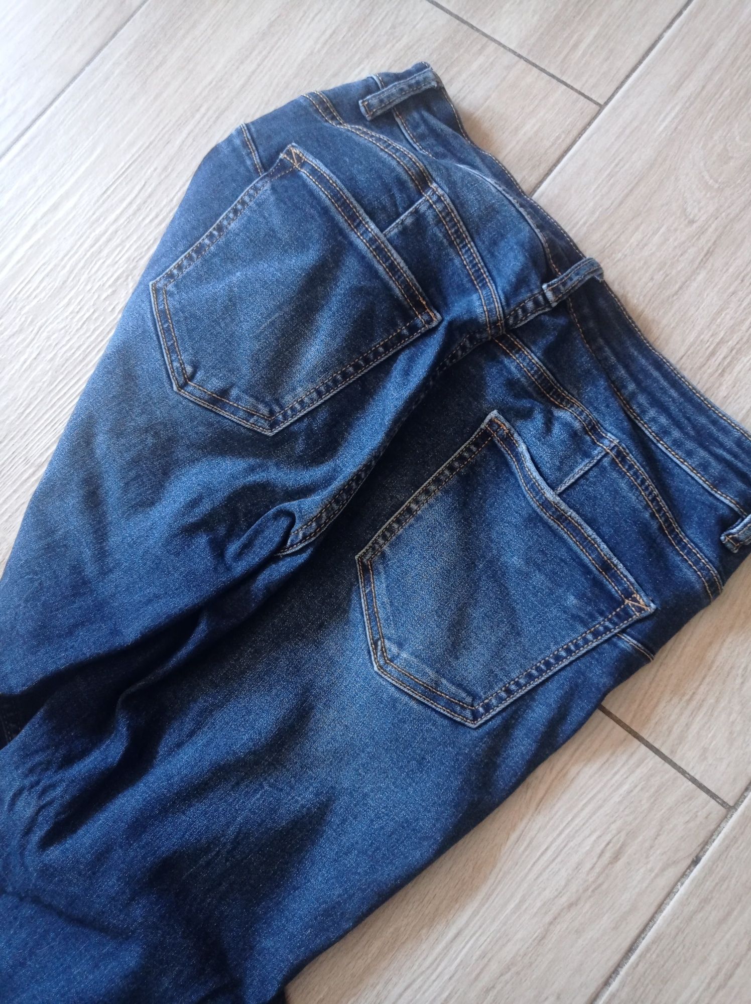 Spodnie rurki jeansowe