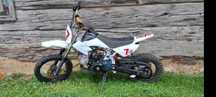 Sprzedam crossa 125cm³  model kxd-607