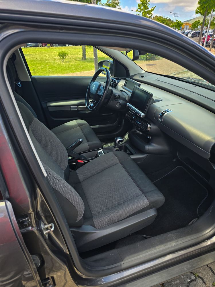 Citroën C4 Cactus c/ caixa automática