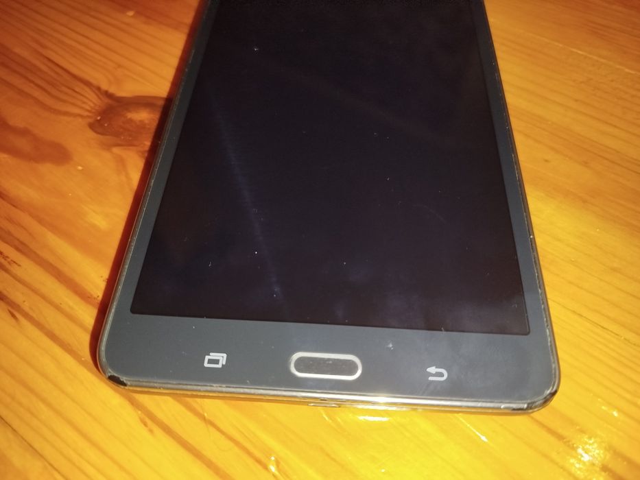 Продам вживаний планшет Samsung Galaxy Tab 4