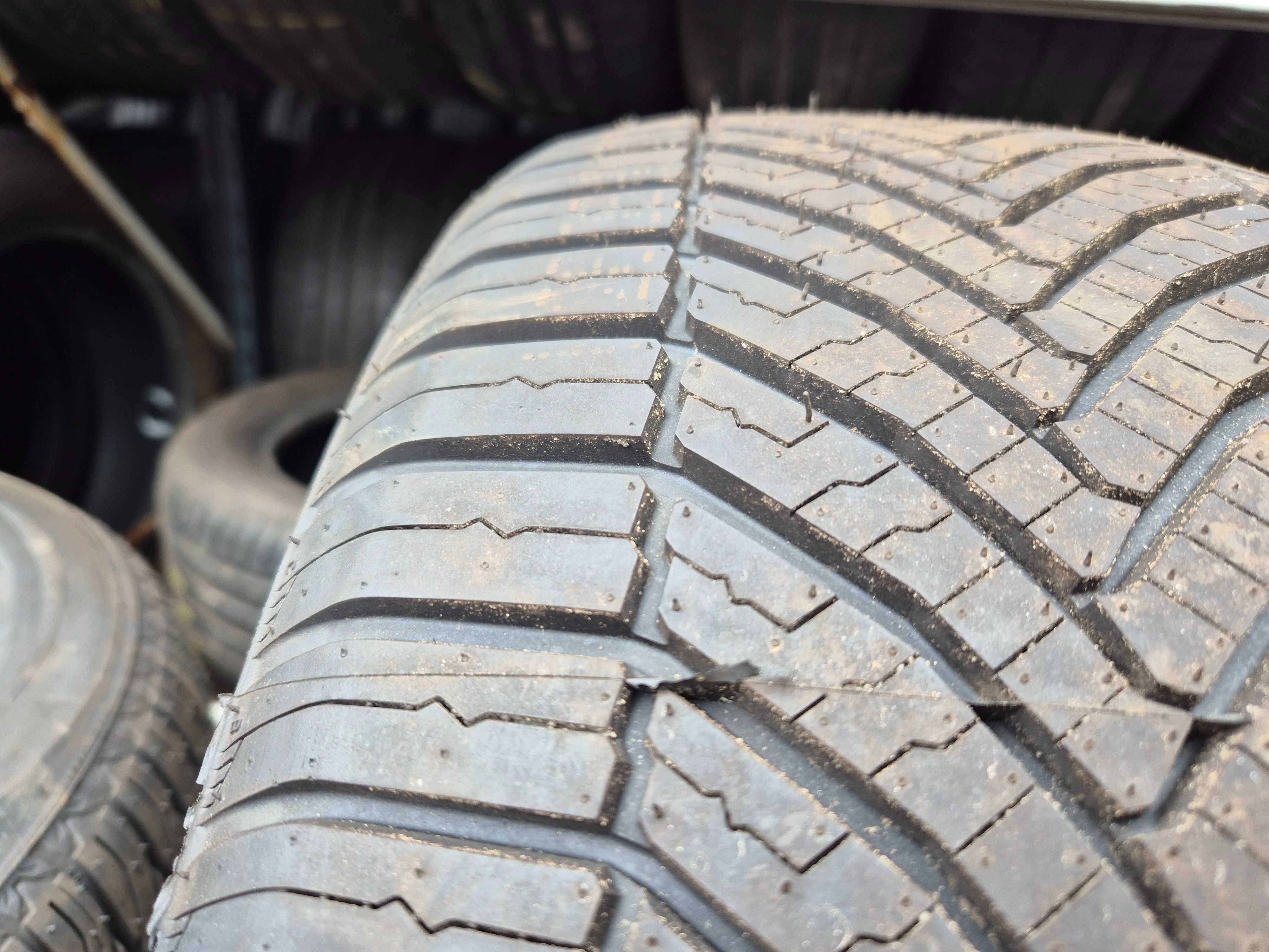 Compasal Crosstop A/S II 255/40r19 100W 2024r 7mm XL Rant N2801