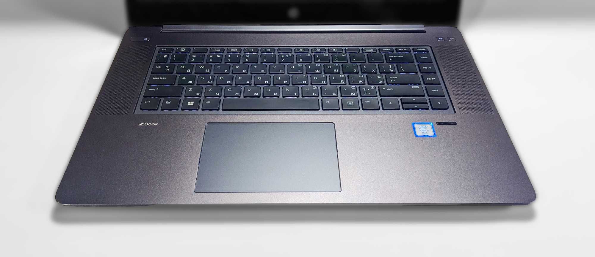 HP ZBook Studio G3 i7/3.6GHz/IPS Touch/32G_RAM/1TB_SSD/TBD/NVIDIA/Webc
