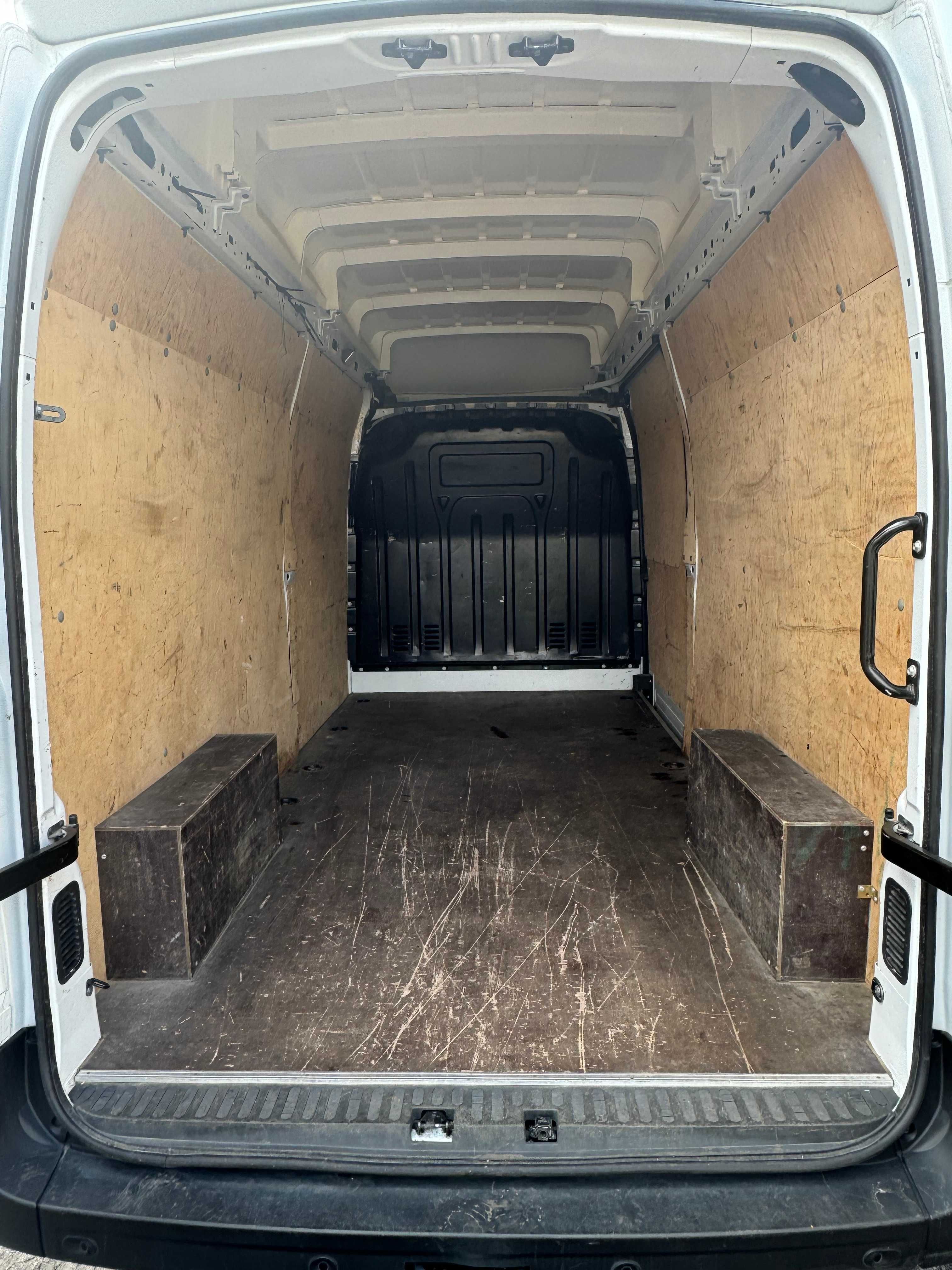 Wypożyczalnia Wynajem Busa Busów Blaszaków Renault Master