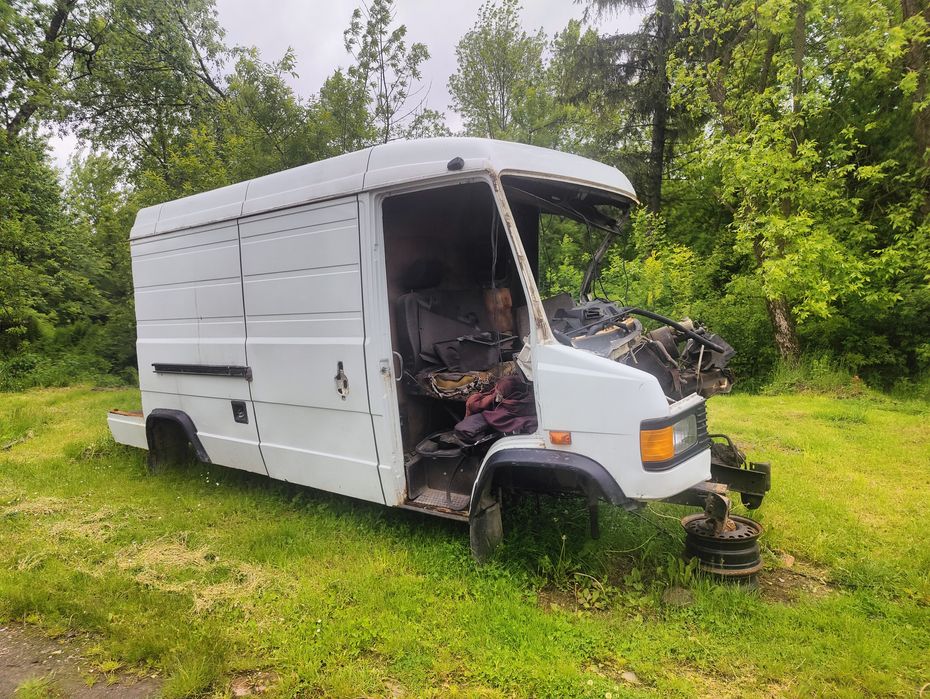 Двері відсувні мерседес  Рекс