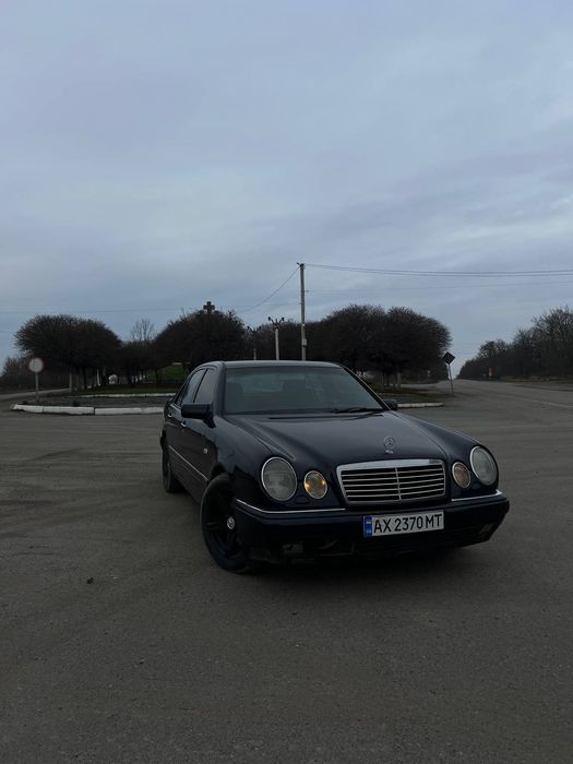 Продам Mercedes W210 E280