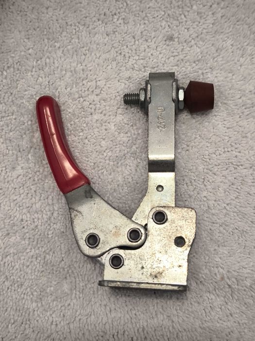 Docisk zacisk uniwersalny montażowy DE-STA-CO 217-U, 202-U