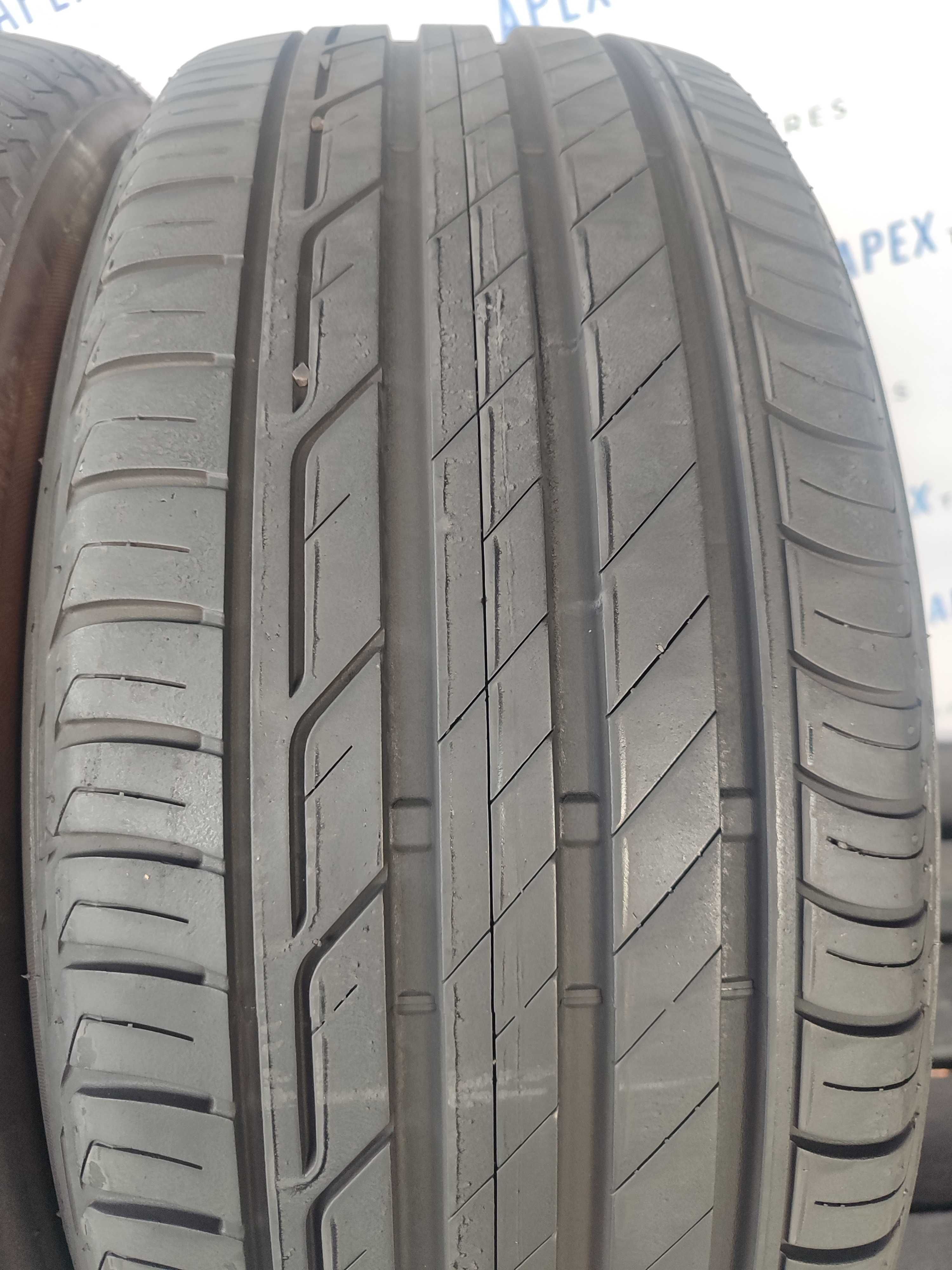 Літні шини 215/50 R18 Bridgestone Turanza T001