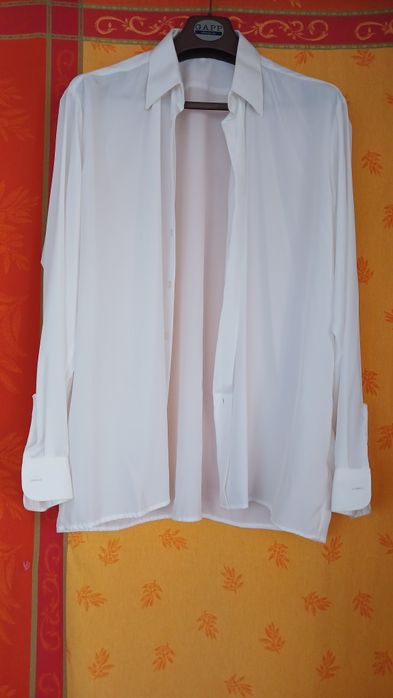 Сорочка біла, шовкова, нова