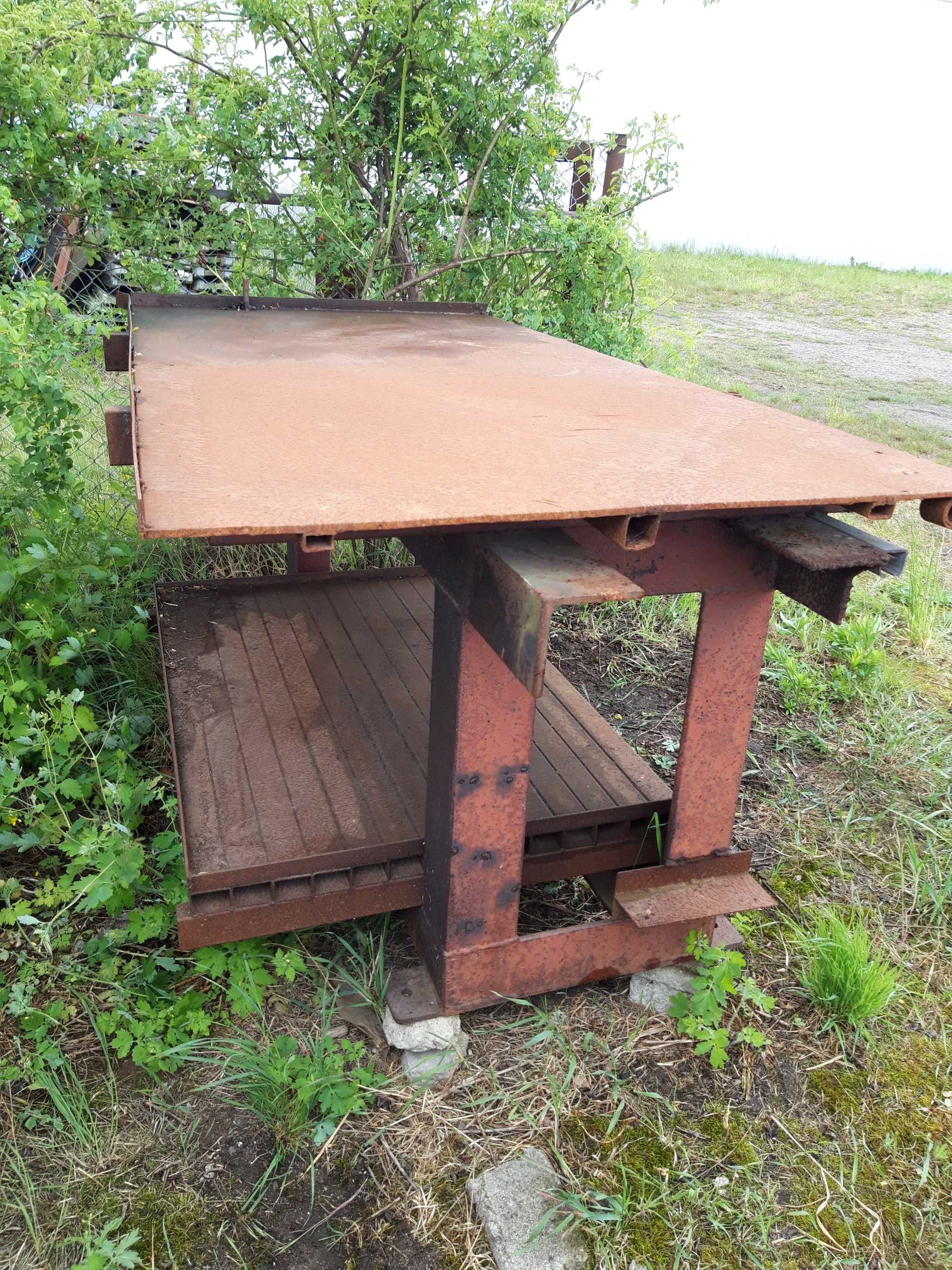 Stół spawalniczy 100x200