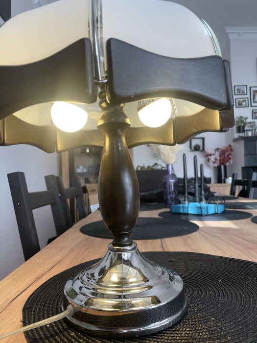 Lampka nocna, ciemny brąz